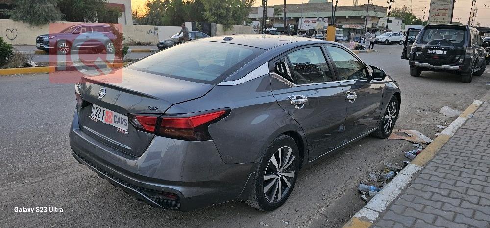 Nissan Altima